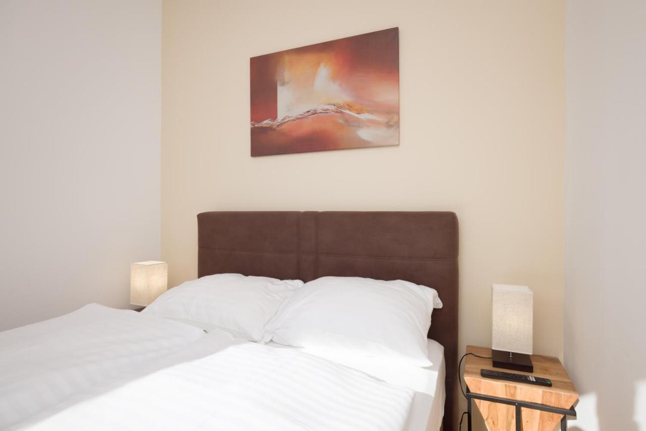 Vienna Stay Apartments Pezzl 1170 Bagian luar foto