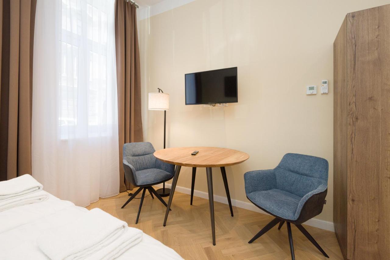 Vienna Stay Apartments Pezzl 1170 Bagian luar foto