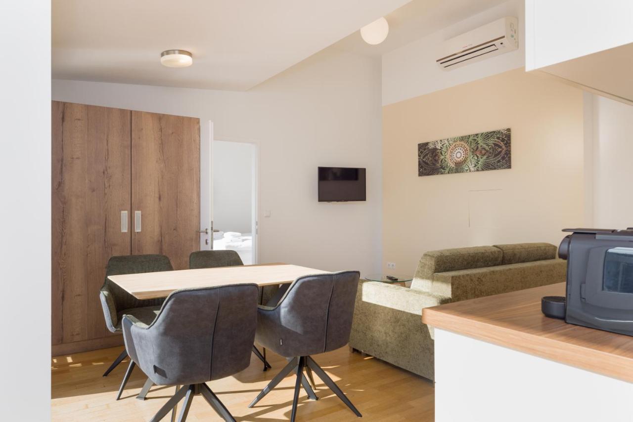 Vienna Stay Apartments Pezzl 1170 Bagian luar foto
