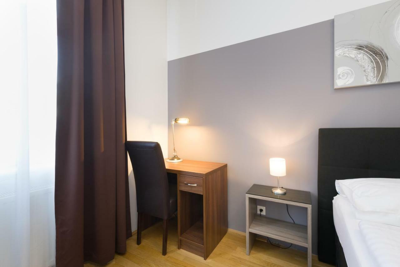 Vienna Stay Apartments Pezzl 1170 Bagian luar foto