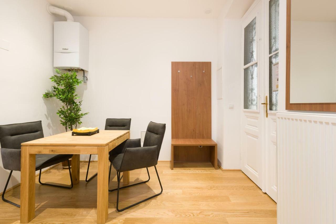 Vienna Stay Apartments Pezzl 1170 Bagian luar foto