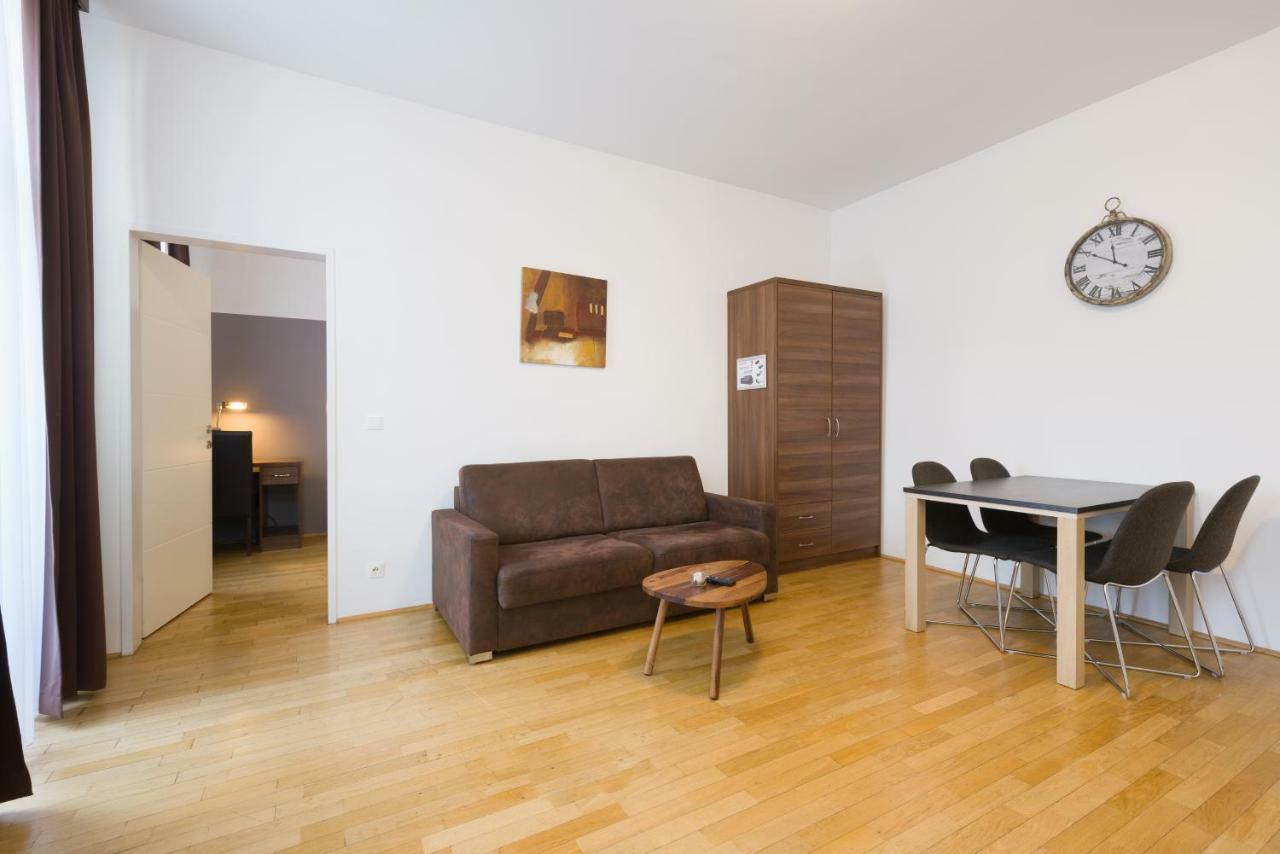 Vienna Stay Apartments Pezzl 1170 Bagian luar foto